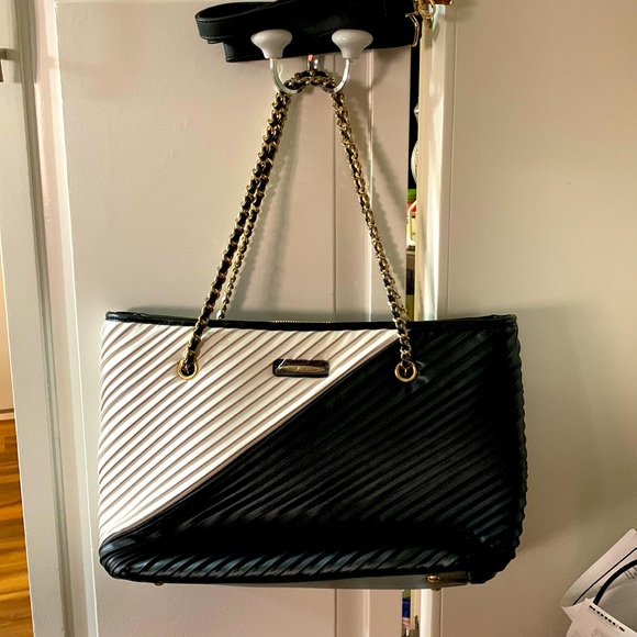 TRAVEL BAG VINTAGE NEW WITHOUT TAGS AMERI MODE.  ESTATE FIND BEVERLY HILLS. - Picture 1 of 7
